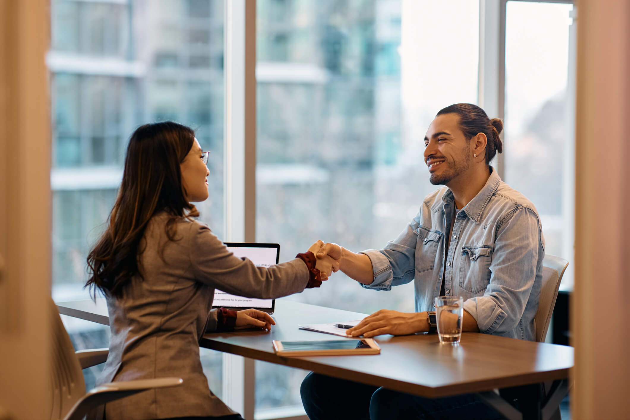 5 Ways to Get and Nail a Job Interview- Complete Controller.