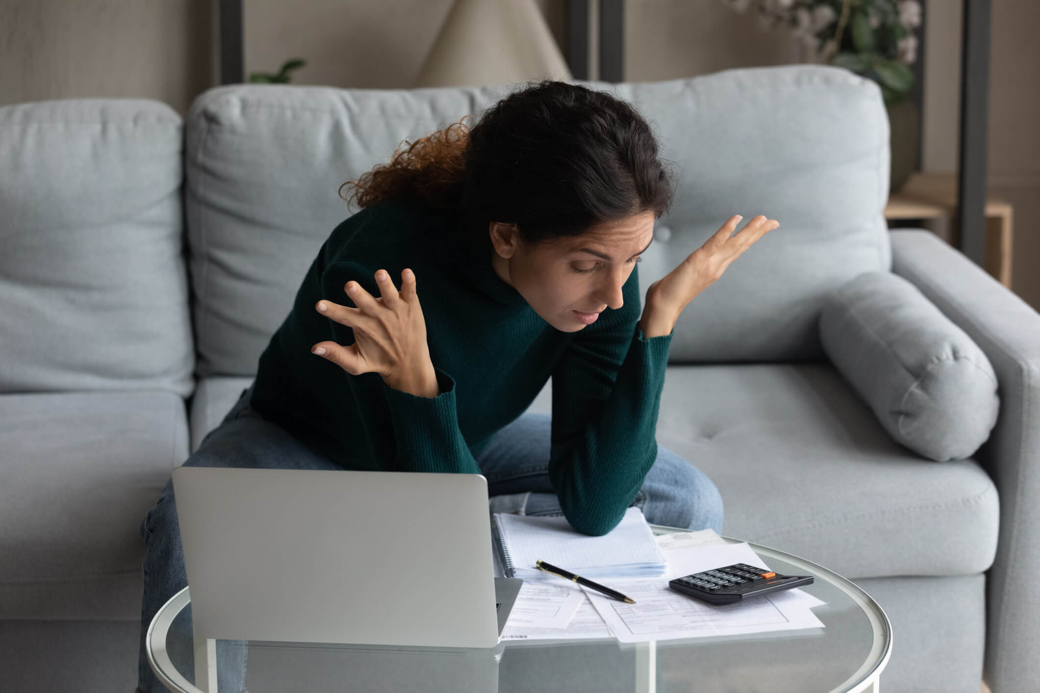 7 Big Mistakes Keeping You in Debt- Complete Controlle
