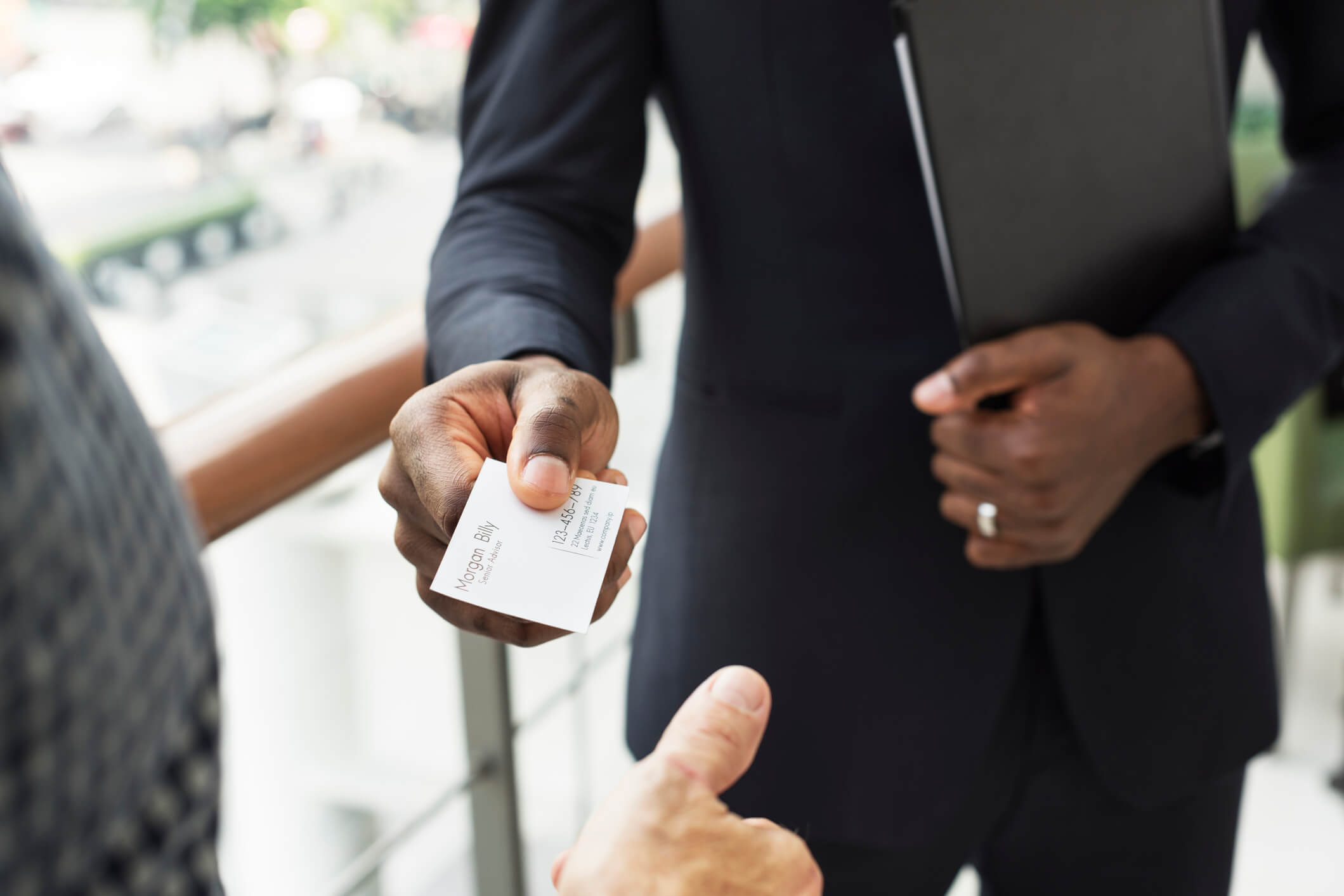 Business Cards Key in Digital Age- Complete Controller
