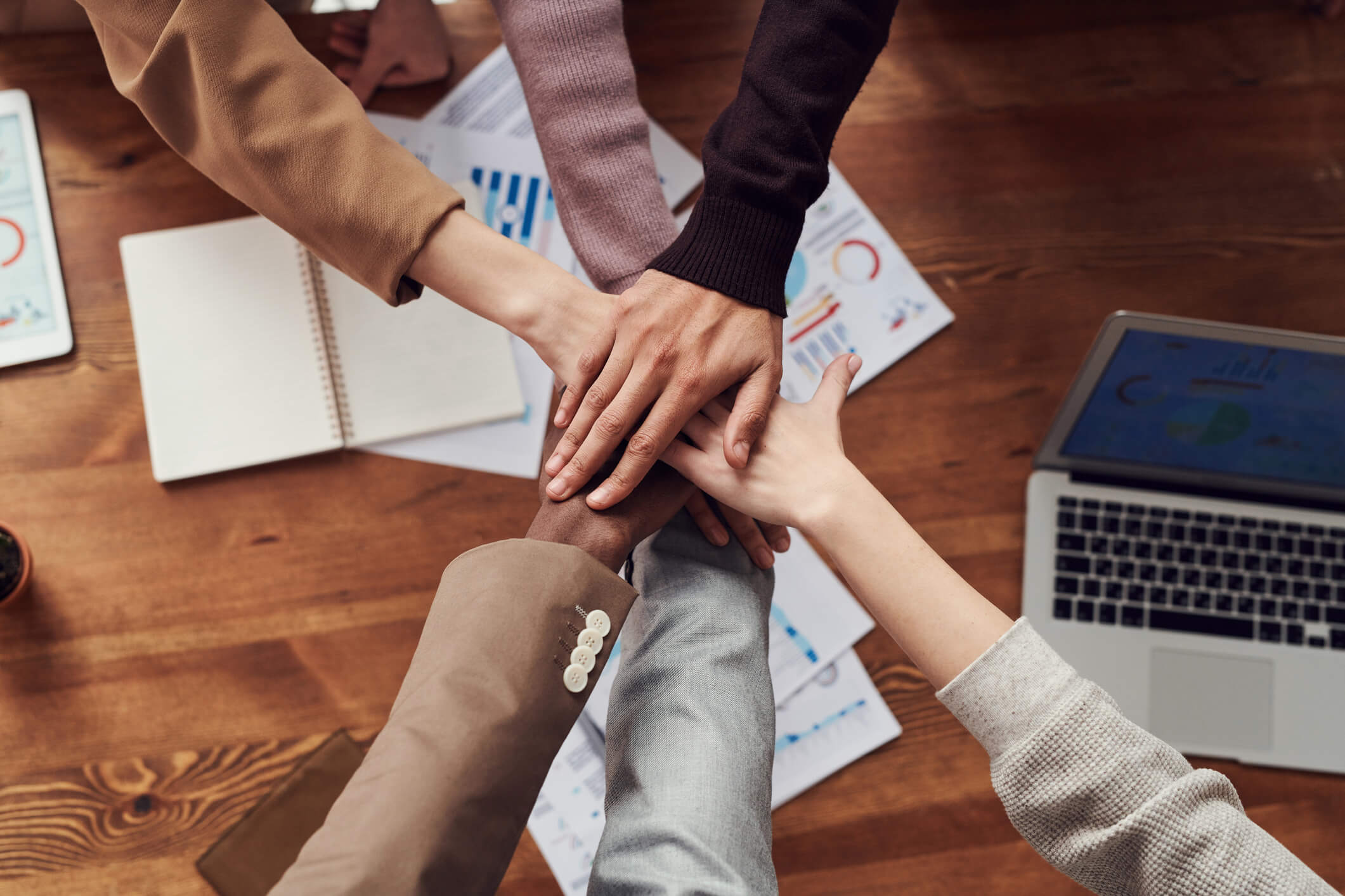 Corporate Social Responsibility Now - Complete Controller