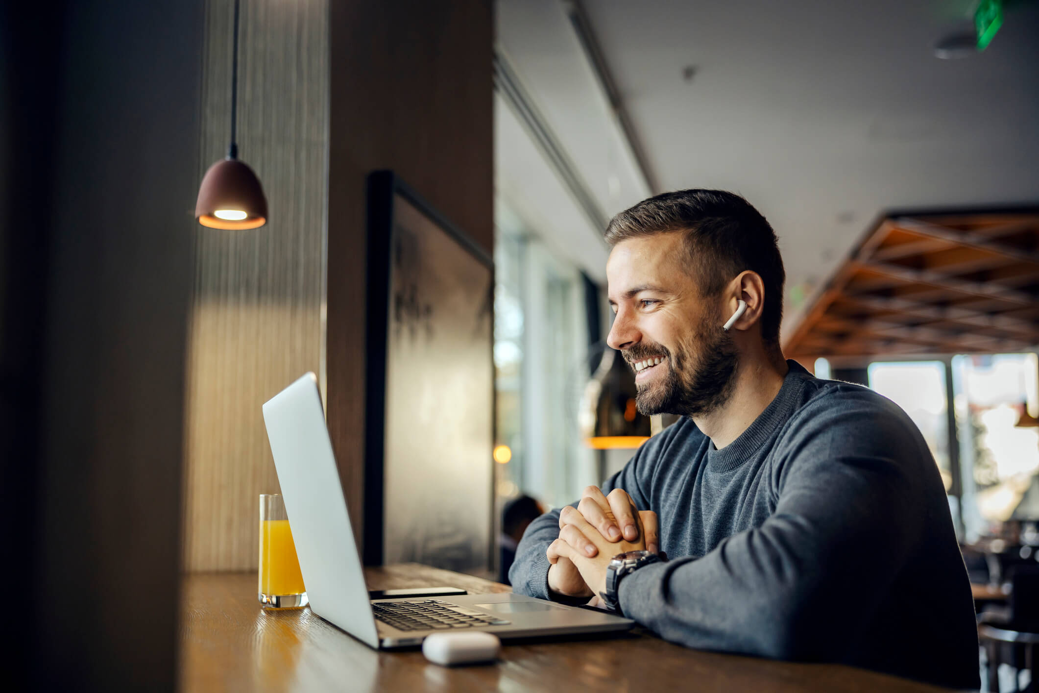 Enhancing-Customer-Experience-Complete-Controller