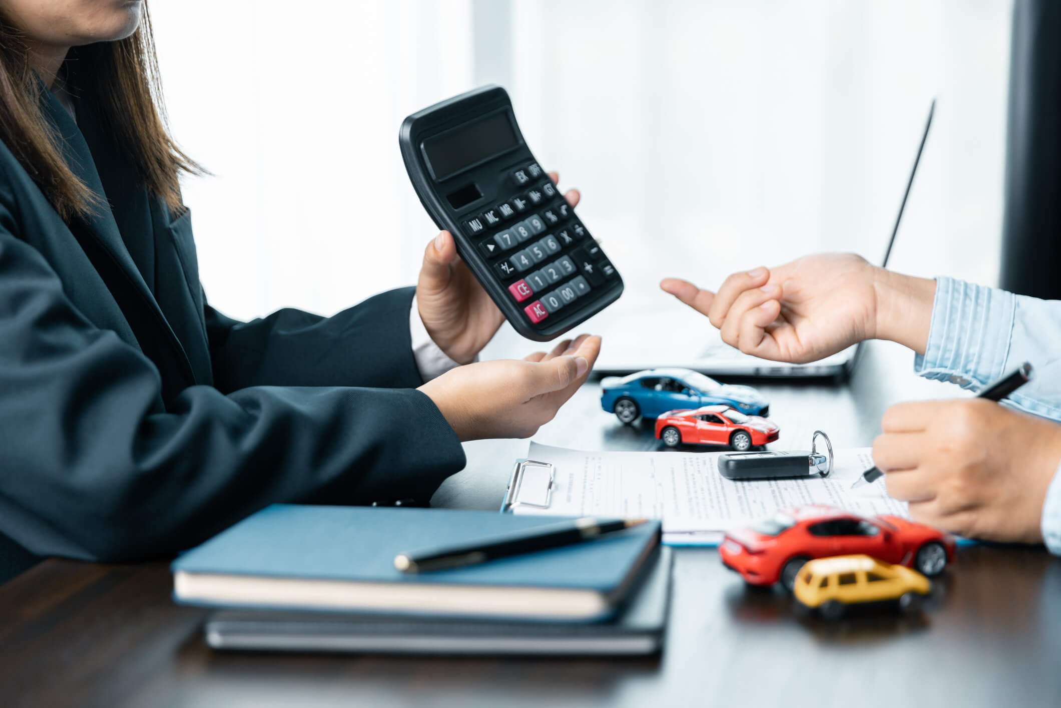 How to Get Yourself a Car Loan - Complete Controller