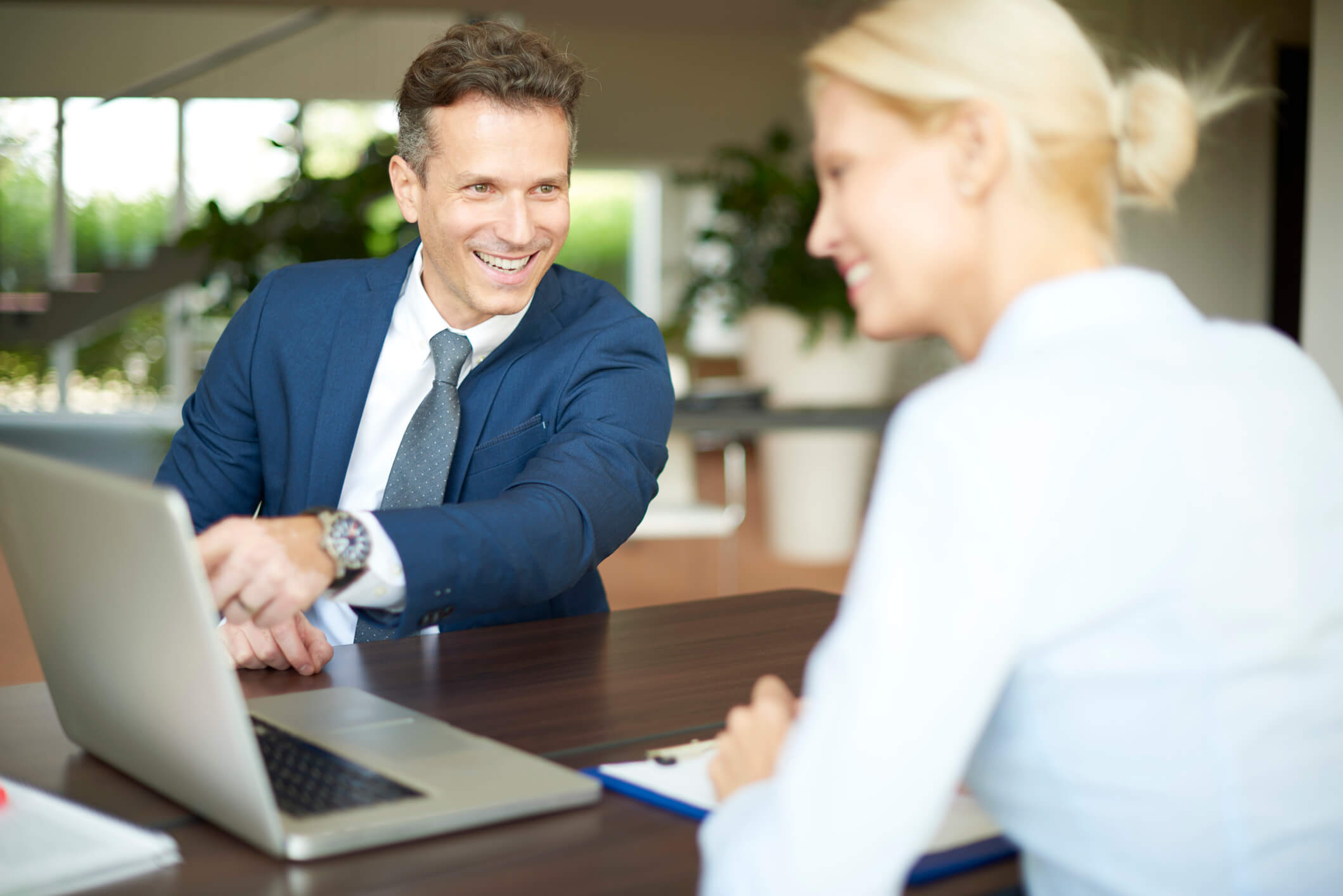 Important Services an Accountant Can Offer - Complete Controller
