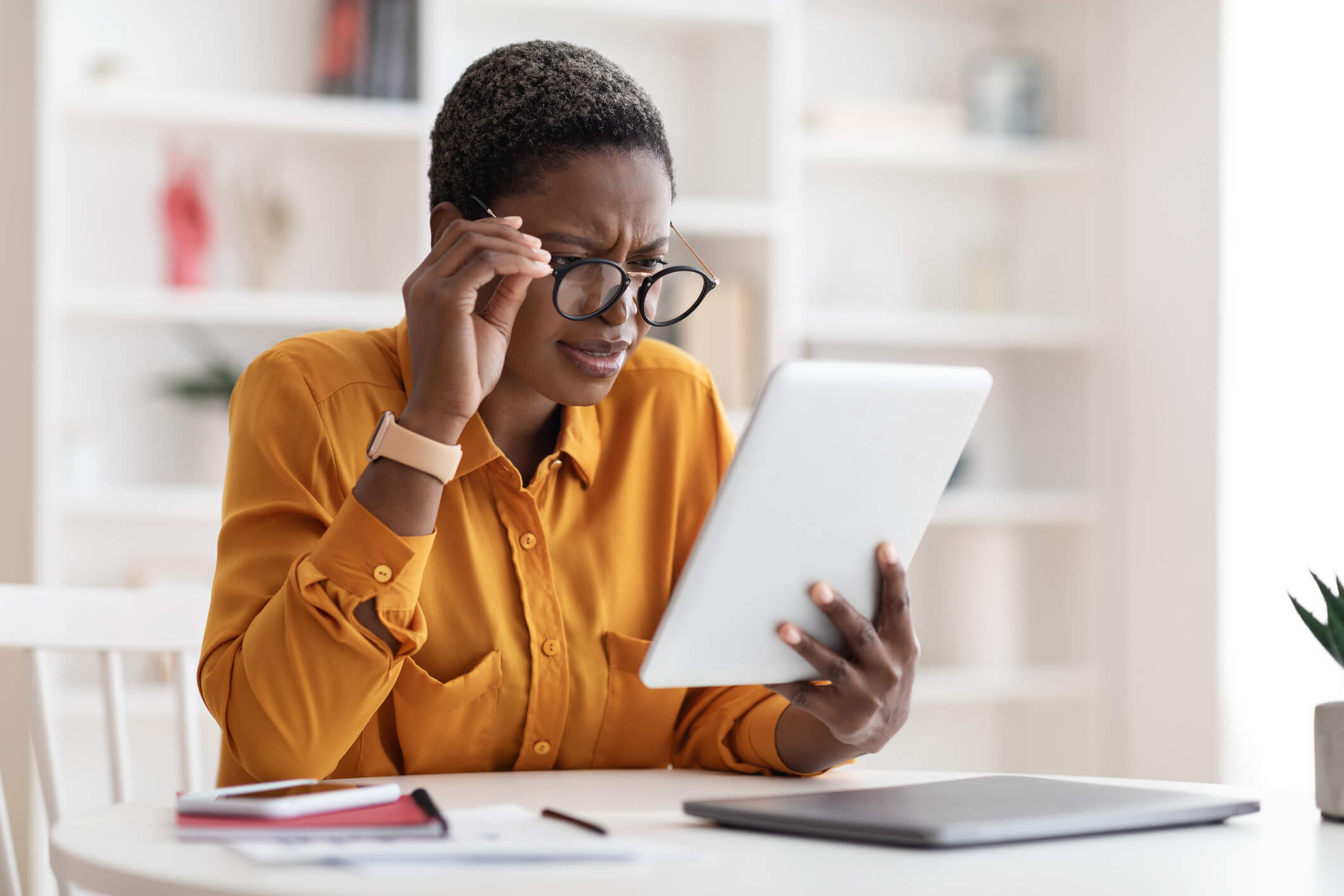 Social Media Marketing Trouble - Complete Controller
