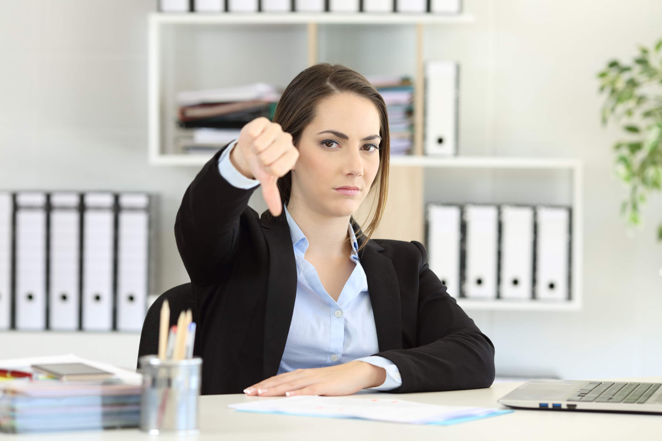 What Not to Do as an Entrepreneur - Complete Controller