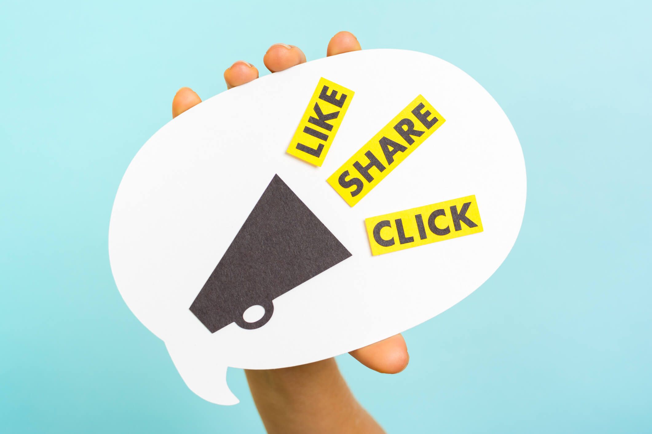 Engaging Social Media Content - Complete Controller