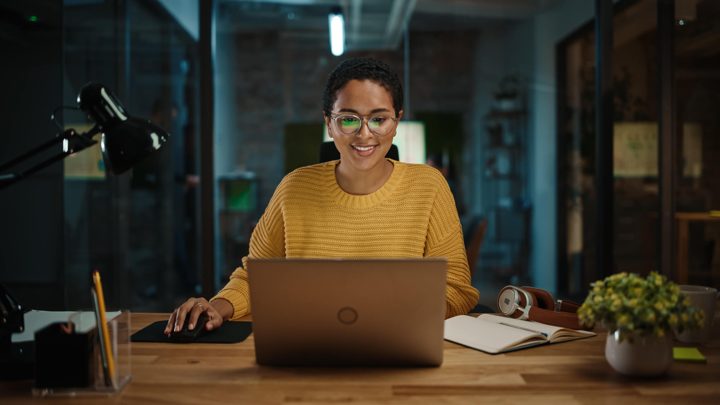 Digital Marketing Helping You - Complete Controller